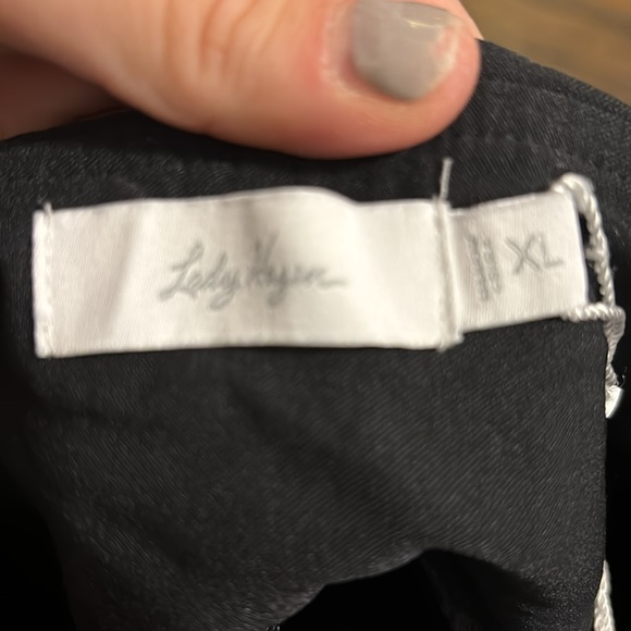 Golf Shorts - Lady Hagen - Picture 2 of 2